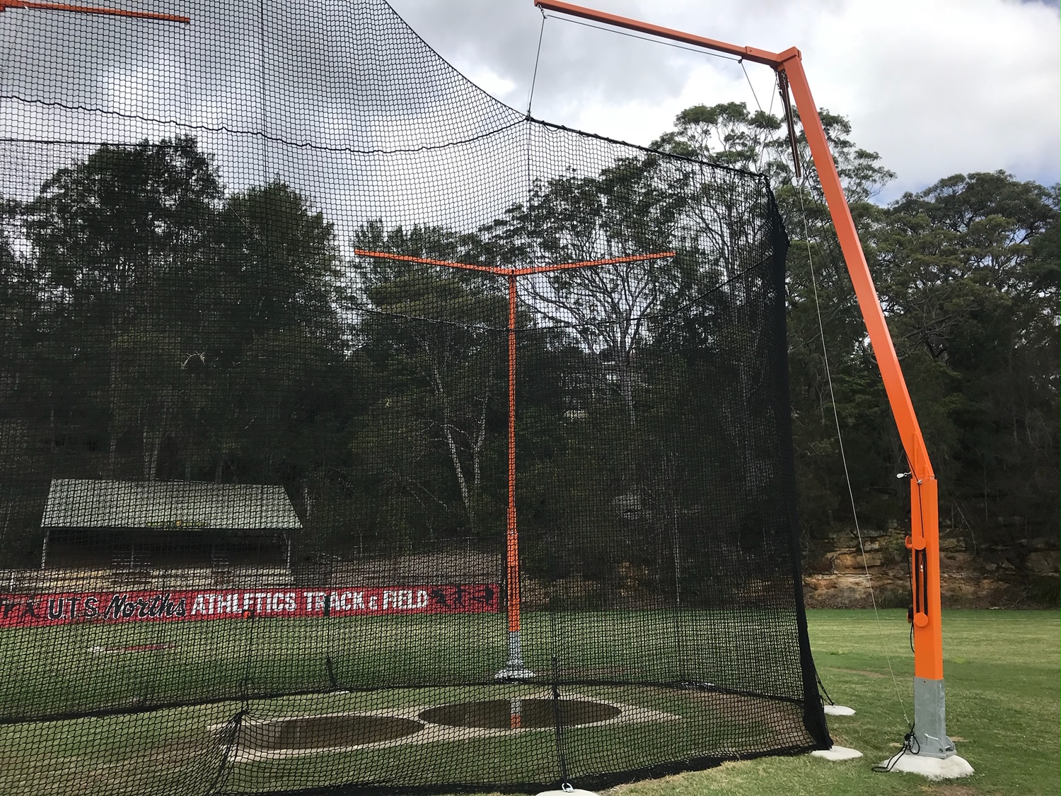 Thor 10 Hammer Throw Cage Court Craft